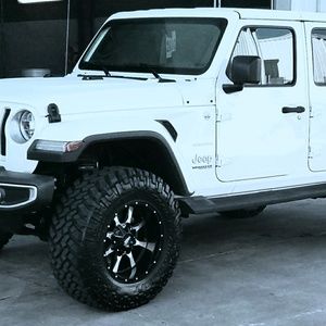 Meet your Posher, Wesley